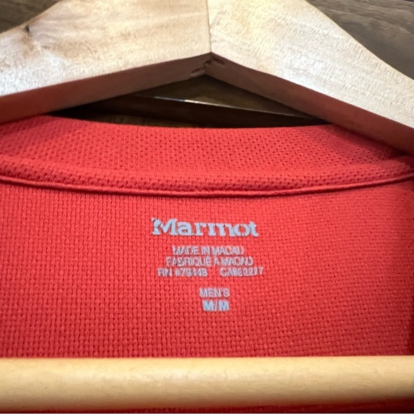 Men’s, Marmot, red t-shirt. Wicking material and size medium. - Picture 5 of 7